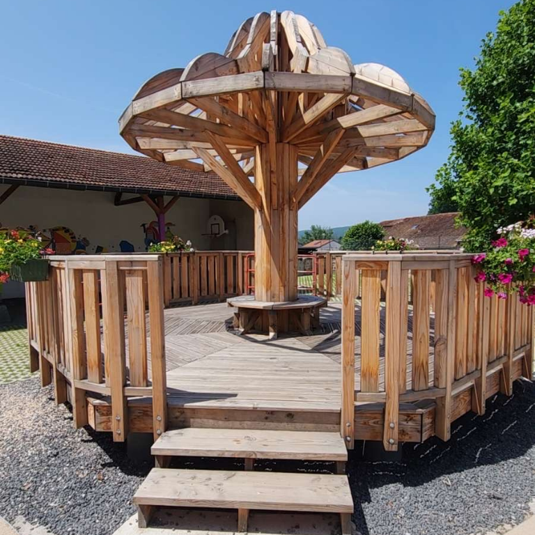 Création pour une école par Ws Wood